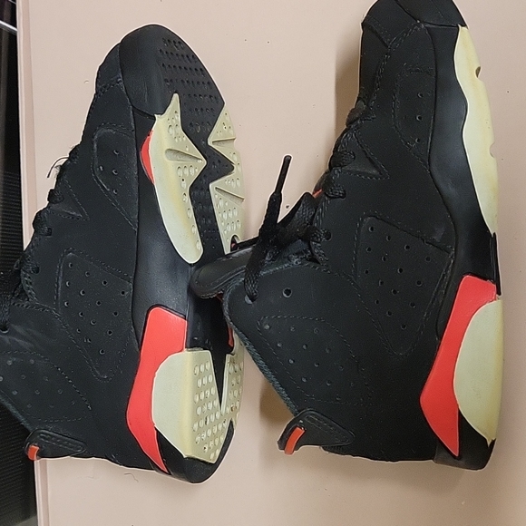 Kids Jordan - Picture 2 of 4